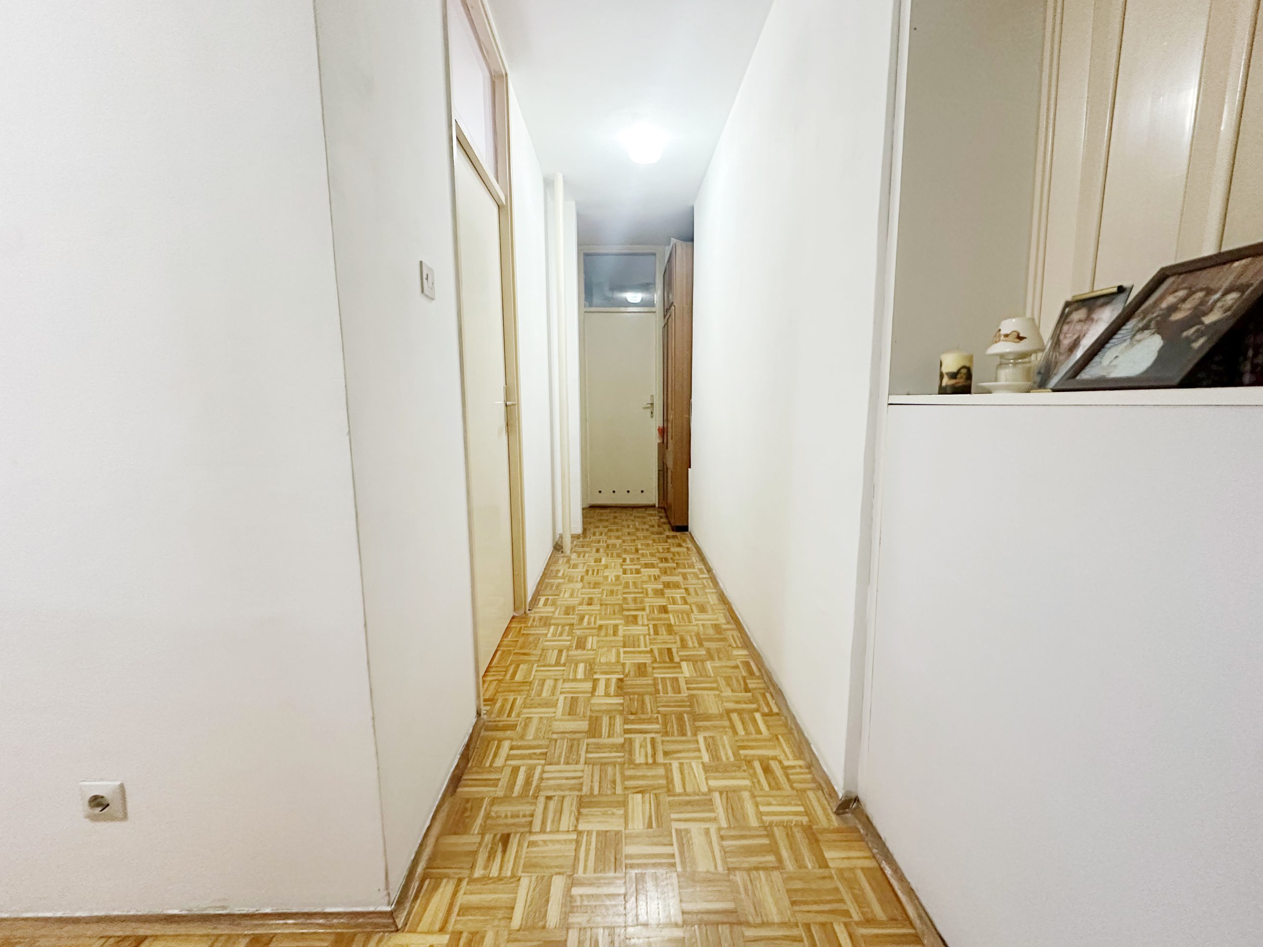 Prodaja stanova Blok 63-hodnik Prodaja stanova blok 63 hodnik