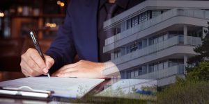 Potpisivanje dokumenata i stambena zgrada