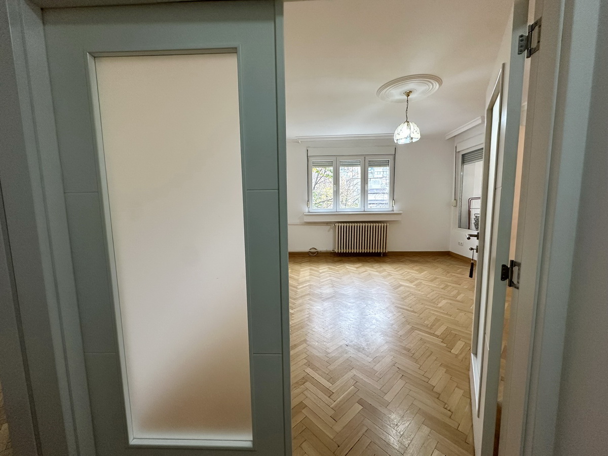 Prodaja stanova Savski venac (Kneza Miloša) - dnevna soba 3 Prodaja stanova savski venac (kneza miloša) dnevna soba 3
